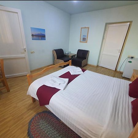 Kesabella Touristic House Bed & Breakfast P'arak'ar Dış mekan fotoğraf
